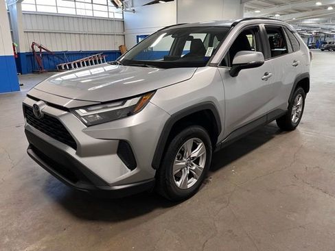 Used 2023 Toyota RAV4 XLE FWD image 7