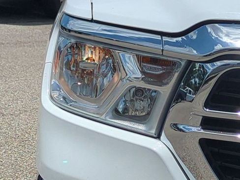 Used 2019 RAM 1500 Big Horn RWD image 10