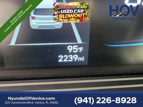 Certified 2026 Hyundai Venue SEL FWD image 20