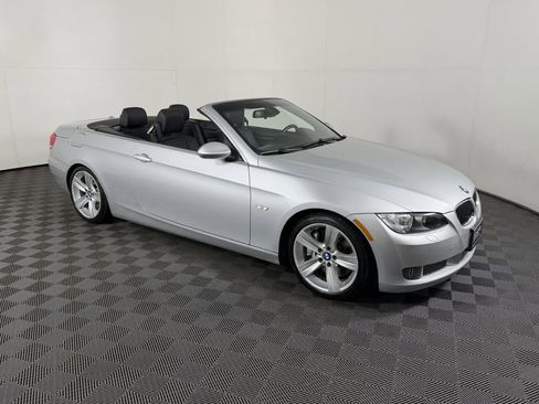 Used 2008 BMW 335i Convertible w/ Premium Pkg image 7