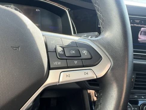 Used 2024 Volkswagen Jetta SE image 27