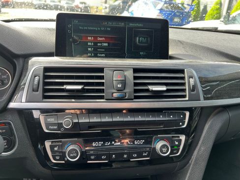 Used 2017 BMW 340i Sedan RWD image 16