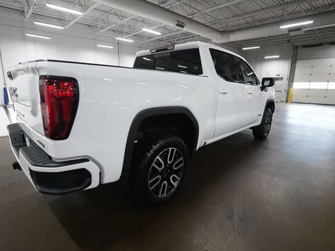 Used 2023 GMC Sierra 1500 AT4 w/ AT4 Preferred Package AWD/4WD image 34