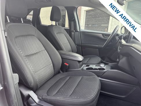 Used 2024 Ford Escape Active w/ Tech Pack #1 AWD/4WD image 9