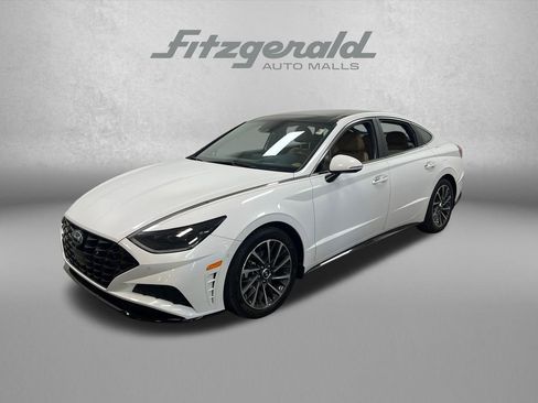 Used 2020 Hyundai Sonata Limited w/ Preferred Accessory Package FWD image 1