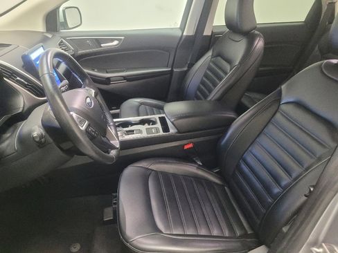 Used 2022 Ford Edge SEL image 17