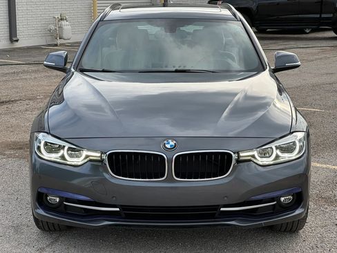 Used 2017 BMW 330i xDrive Wagon AWD/4WD image 10