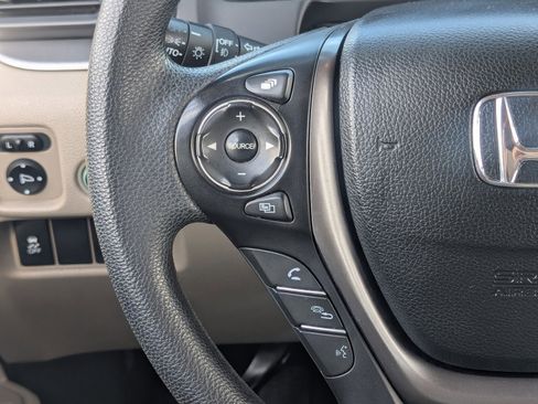 Used 2017 Honda Pilot EX image 21