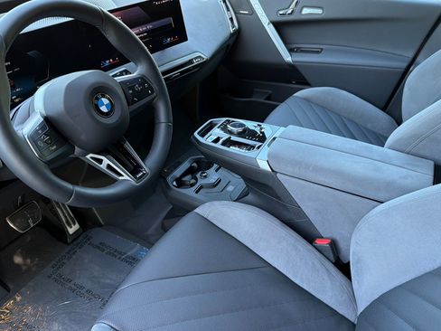 Used 2026 BMW iX xDrive45 w/ M Sport Package AWD/4WD image 11