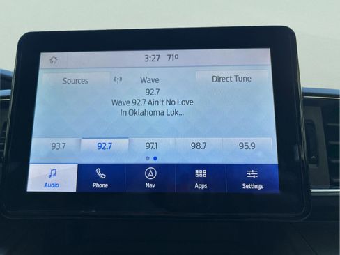 Used 2021 Ford Explorer XLT w/ Equipment Group 202A image 19