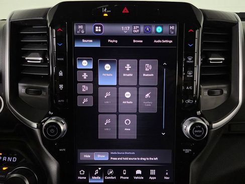 New 2026 RAM 1500 4x4 Crew Cab image 20