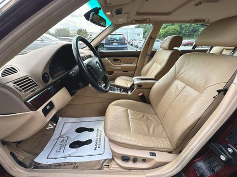 Used 2001 BMW 740iL RWD image 10
