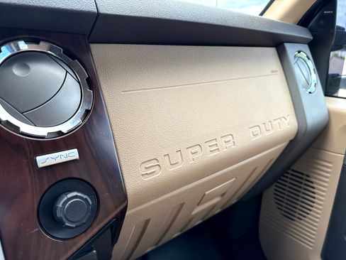 Used 2016 Ford F350 Lariat w/ Chrome Package image 19