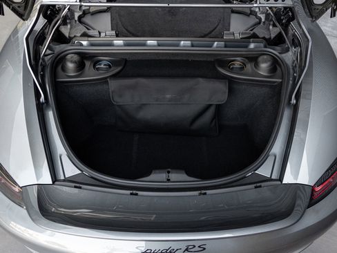 Certified 2024 Porsche 718 Boxster Spyder RS RWD image 31