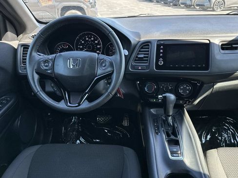 Used 2022 Honda HR-V Sport image 18