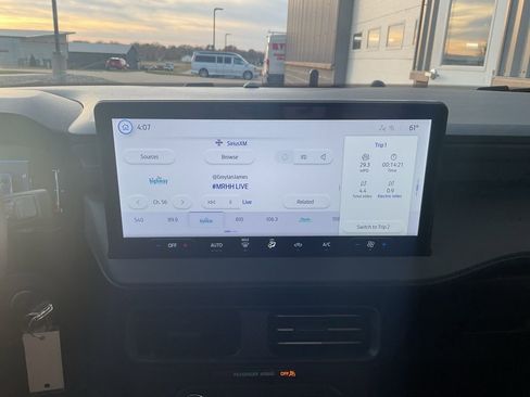 New 2025 Ford Maverick XL w/ Equipment Group 101A image 13