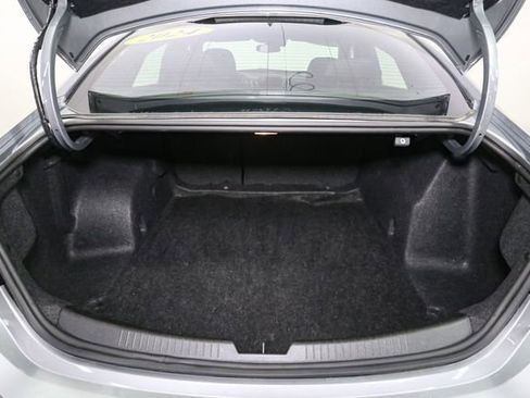 Used 2024 Chevrolet Malibu LT w/ Sport Edition FWD image 11