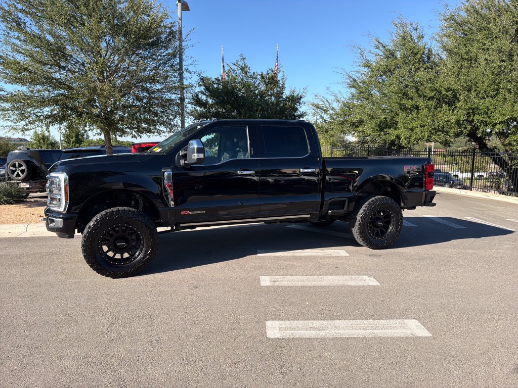 Used 2024 Ford F250 Platinum AWD/4WD image 4