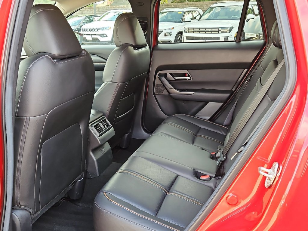 Used 2025 MAZDA CX-50 AWD 2.5 S w/ Premium Plus Pkg image 28