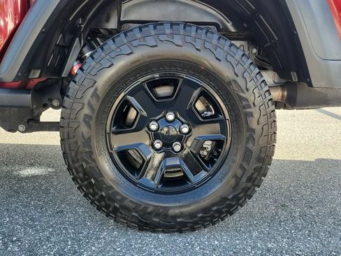 Used 2021 Jeep Gladiator Mojave AWD/4WD image 5