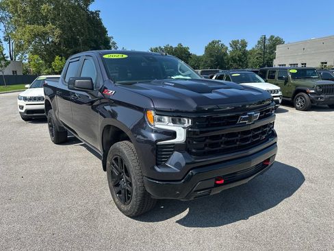 Used 2024 Chevrolet Silverado 1500 LT Trail Boss w/ Protection Package AWD/4WD image 4