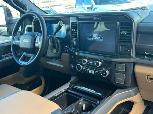 New 2026 Ford F250 Lariat w/ Lariat Premium Package image 19