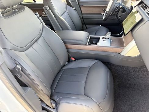 New 2026 Land Rover Range Rover SE AWD/4WD image 11