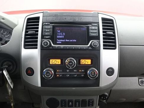 Used 2017 Nissan Frontier SV w/ SV Value Truck Package RWD image 7