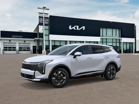 New 2026 Kia Sportage LX image 3