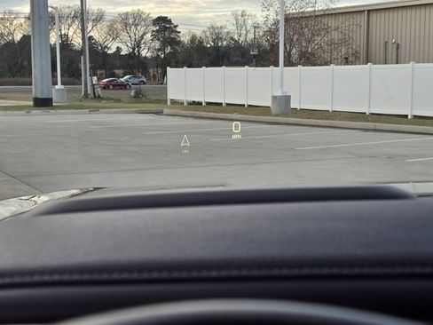 Used 2023 GMC Yukon Denali image 17