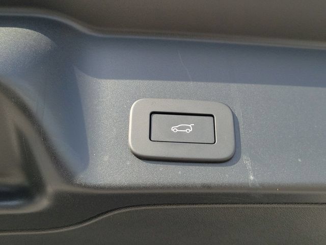 Certified 2026 Land Rover Range Rover Evoque S AWD/4WD image 9