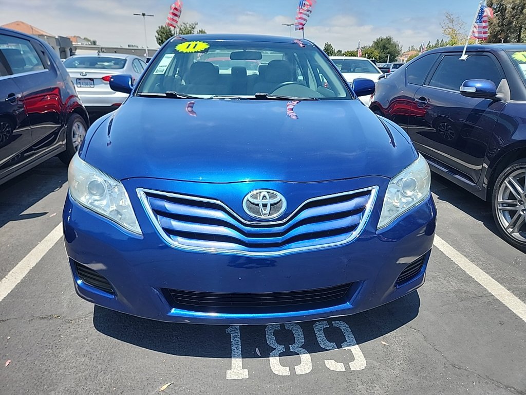 Used 2011 Toyota Camry LE FWD image 6