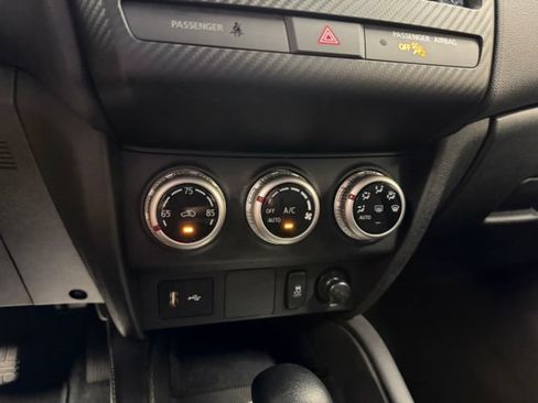 Used 2025 Mitsubishi Outlander Sport AWD image 17
