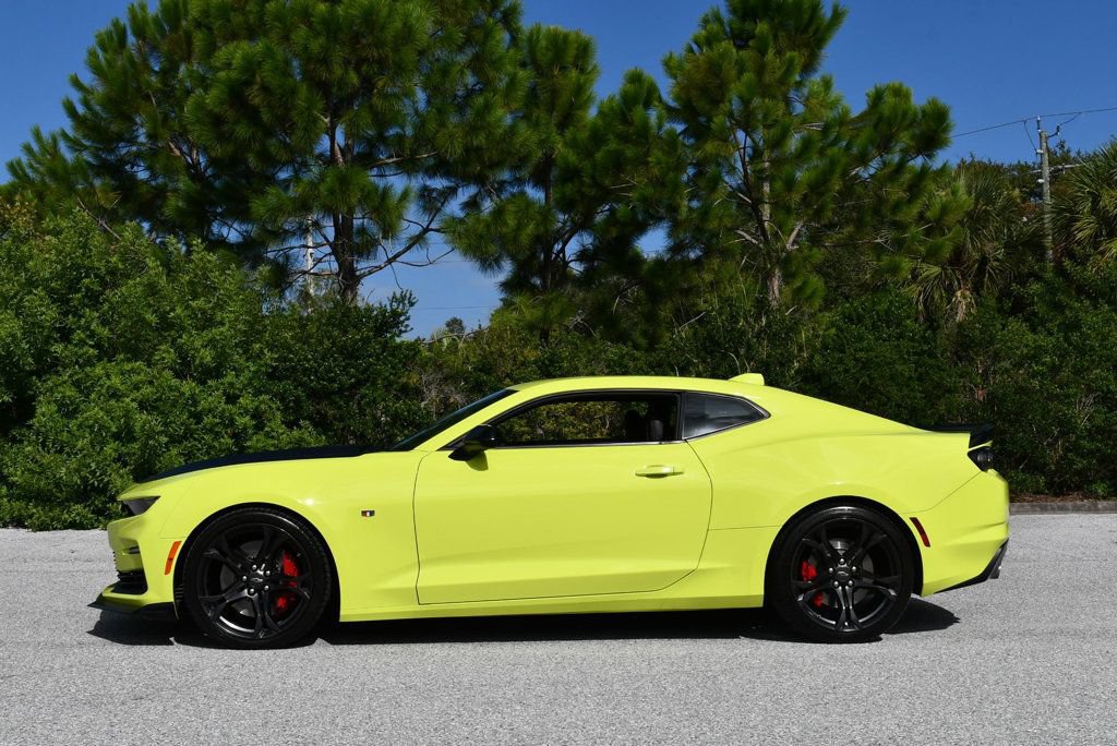 Used 2021 Chevrolet Camaro SS RWD image 27