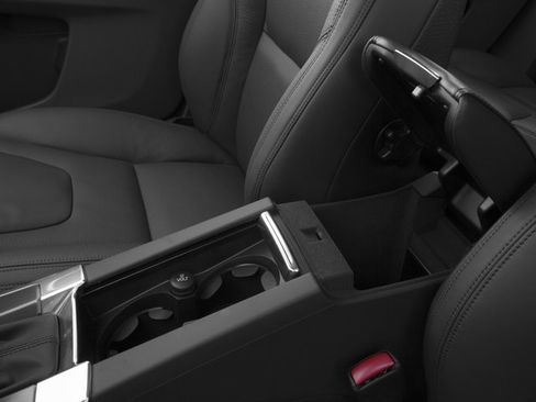 Used 2016 Volvo XC60 T5 Premier image 17