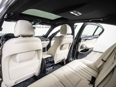 Used 2023 BMW 540i w/ M Sport Package RWD image 23