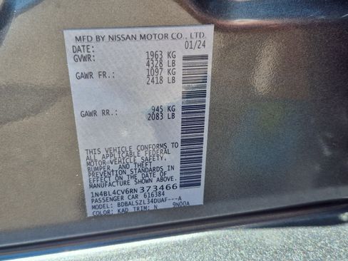 Certified 2024 Nissan Altima 2.5 SR w/ SR Premium Package FWD image 34