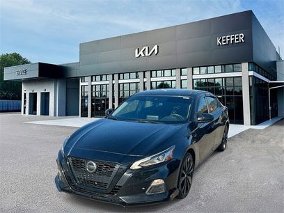 Used 2022 Nissan Altima 2.5 SR