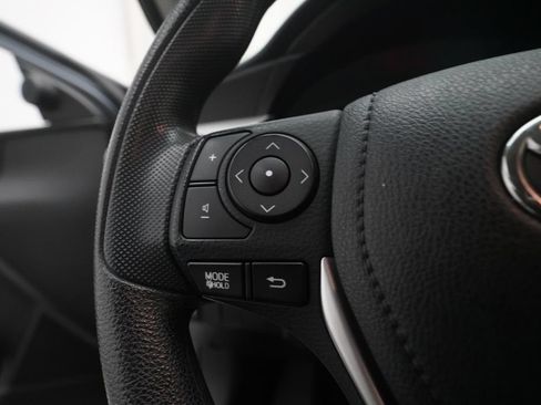 Used 2016 Toyota Corolla LE FWD image 17