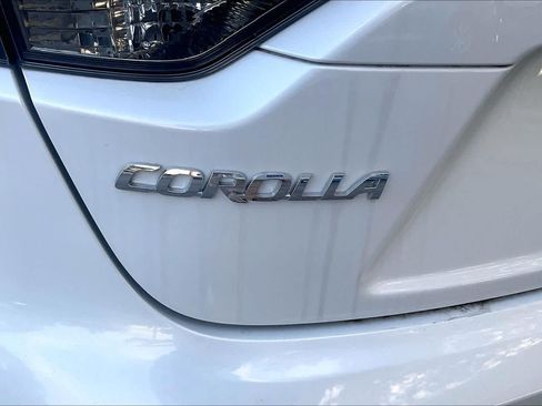 Used 2026 Toyota Corolla XLE FWD image 31