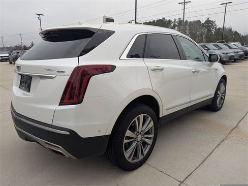 Used 2022 Cadillac XT5 Premium Luxury w/ Platinum Package image 3
