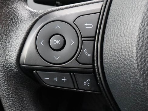 Used 2024 Toyota RAV4 XLE FWD image 25