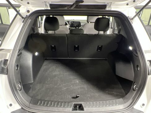 Certified 2025 Chevrolet Equinox LT image 26