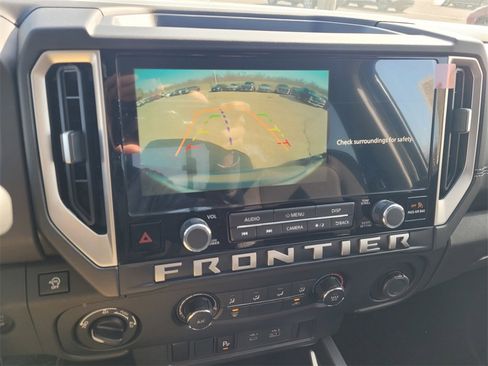 New 2026 Nissan Frontier SV w/ Tow Package image 9