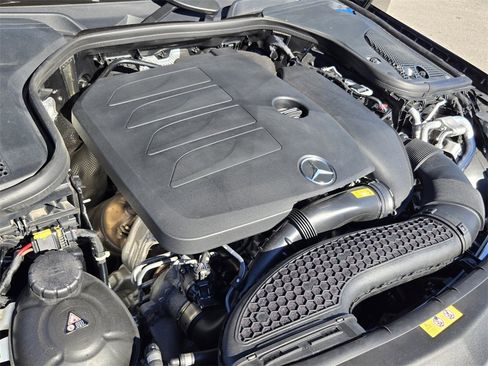 Used 2022 Mercedes-Benz E 350 4MATIC Sedan image 18