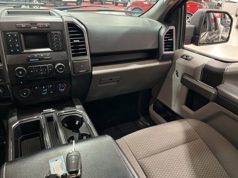Used 2018 Ford F150 XLT w/ Trailer Tow Package image 16