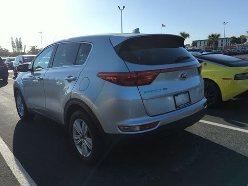 Used 2019 Kia Sportage LX image 7