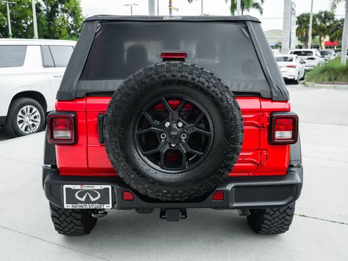 Used 2024 Jeep Wrangler Willys image 27