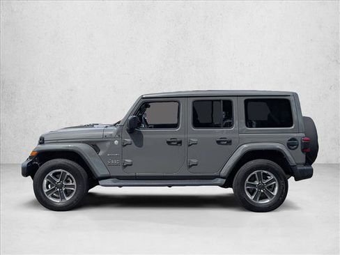 Used 2023 Jeep Wrangler Unlimited Sahara w/ LED Lighting Group AWD/4WD image 8