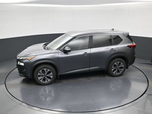 Used 2023 Nissan Rogue SV FWD image 27